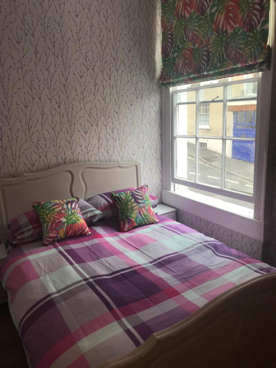 Central City Pad One Bedroom Plus Double Sofabed Bath Ngoại thất bức ảnh
