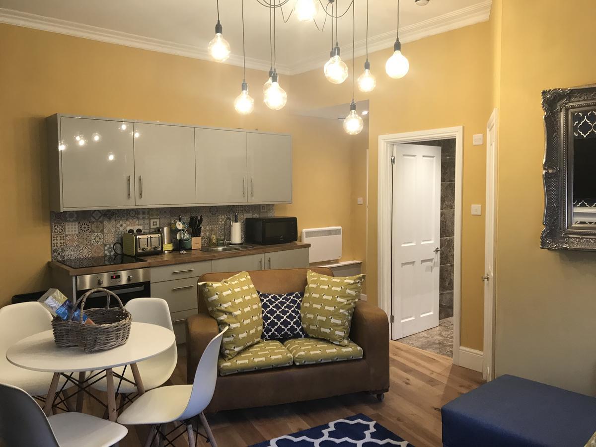 Central City Pad One Bedroom Plus Double Sofabed Bath Ngoại thất bức ảnh